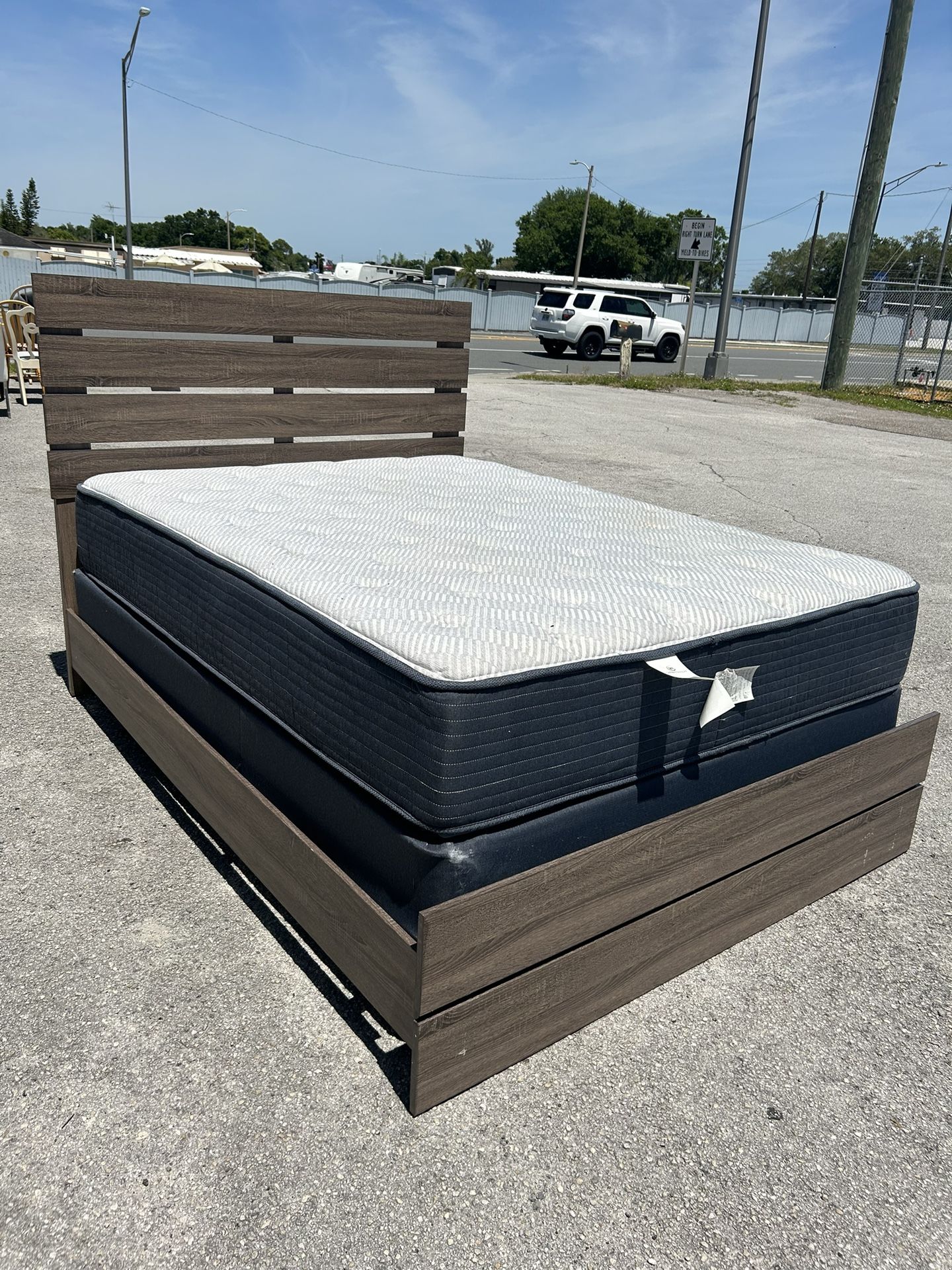 Coaster Queen bed frame , mattress and box spring