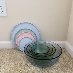 Pyrex Tinted Colorful Glass Mixing Bowls with Lids and Box (8 piece set)