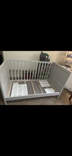 Free IKEA Crib And Toddler Bed