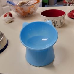 Plastic Angled Cat Bowl