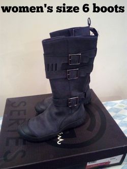 Women's 6 Cole haam boots