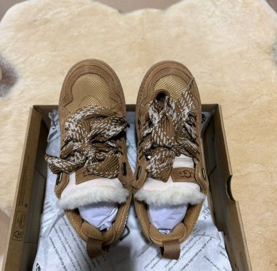 Uggs Sneakers