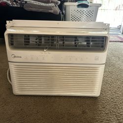 Midea 12000 BTU Window AC