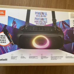 JBL PartyBox On-The-Go Essential - Portable Party Speaker with Built-in Lights and Wireless mic, Amazing Pro Sound, IPX4 splashproof Protection, 6 Hou