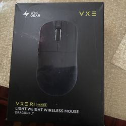 ATK VXE Dragonfly R1 Pro Wireless Gaming Mouse, 48g Lightweight, Bluetooth, 2.4, Wired
