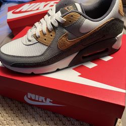 Nike Air Max 90 Newly Released White/Tan/Gray Colorway. Brand New. 
