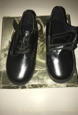 Zapatos nuevos de infante medidas del 8 al 10 1/2 USA $ 8