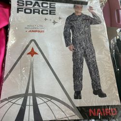 Halloween Costumes 