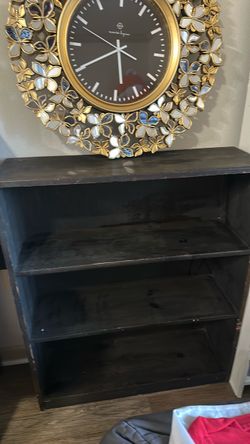 3 shelf book shelf