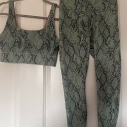 Athletic Bra / Legging Set 
