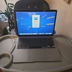 MacBook Air 8gb