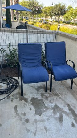 Outdoor Patio Chairs with Blue Cushions – Set of 2