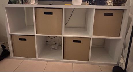 8 cube organizer with tan baskets