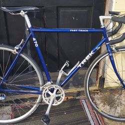 trek fast track road bike 