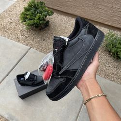 Travis Scott Black Phantom 