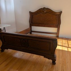 Queen-size Bed Mattress And Frame No Drum