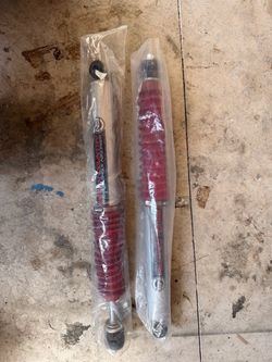 2008-2010 Ford F350 front shocks