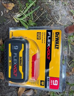 DeWALT  Flexvolt 9ha  Brand New
