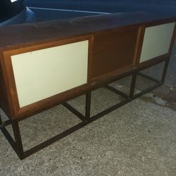 Vintage Credenza Mid Century Fiberglass Translucent Panel Doors TV Stand Entertaintment Stand Vintage Retro
