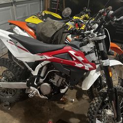 2011 Husqvana 250 Enduro