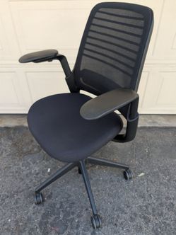 Steelcase Series 1 Ergonomic Office Desk Task Chair