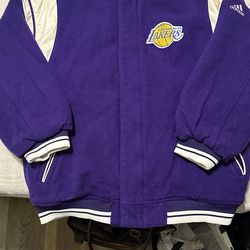 WOMENS SIZE LARGE (14-16) LAKERS JACKET