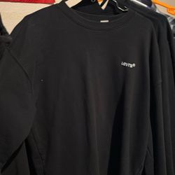 Levi’s Crewneck