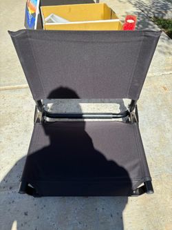 Stadium chair