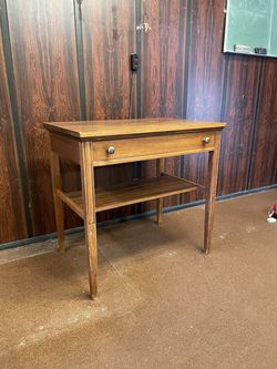 SMALL SOLID WOOD DESK