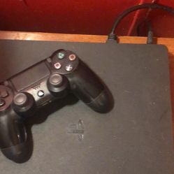 Sony PlayStation 4  Jet Black Console