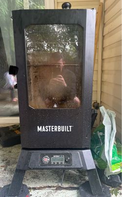 Masterbuilt Smoker