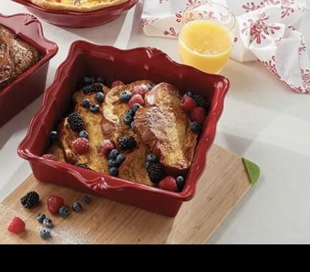 Pavillion ™ Berry Square Baker (1)