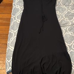 Black dress 