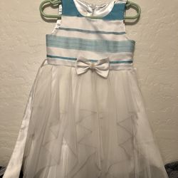 Dress size 3T