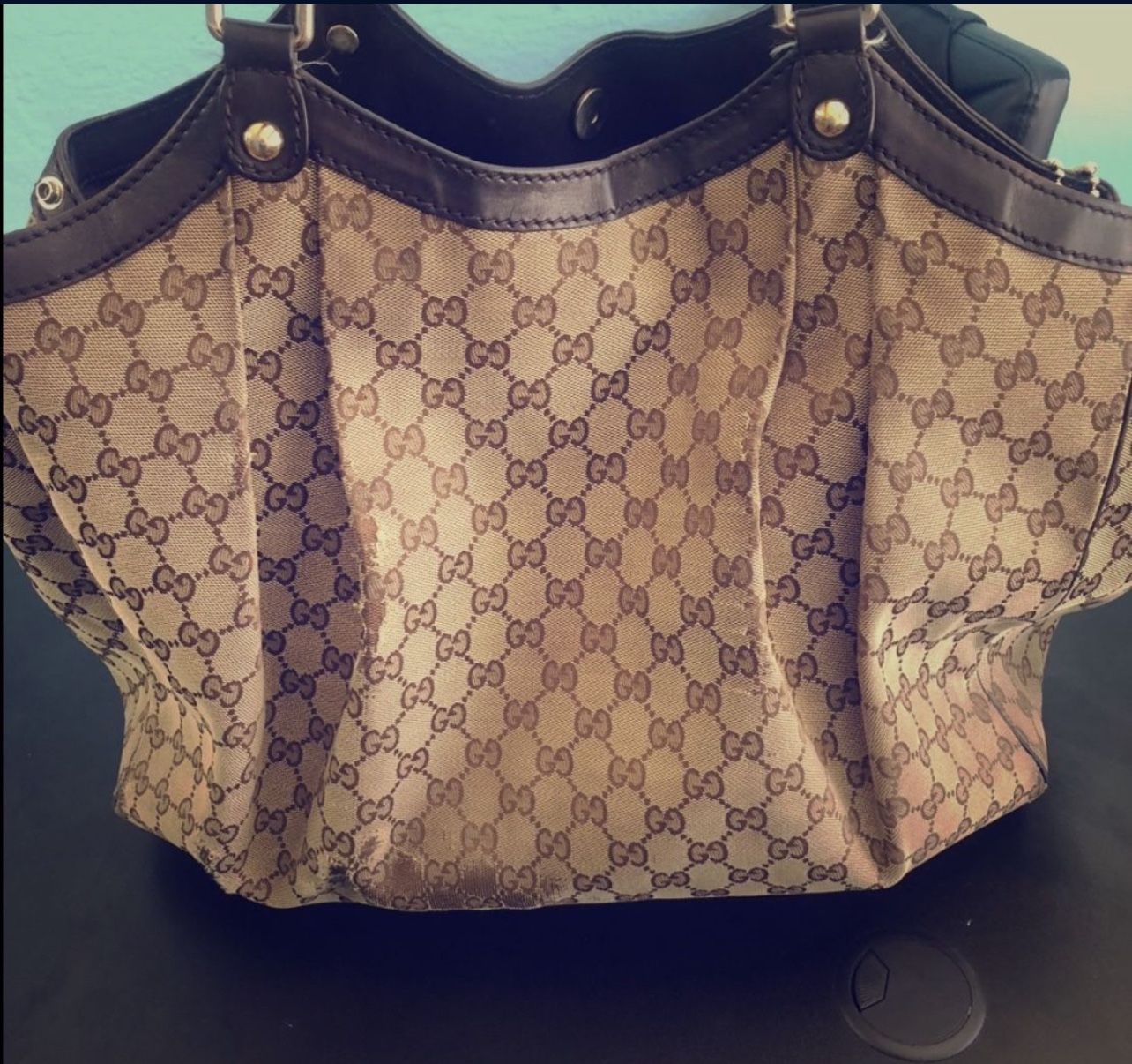 Authentic GUCCI Large Size Leather SUKEY