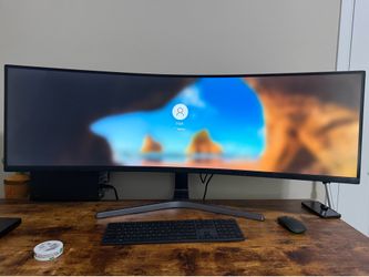 49 “ Ultra wide Samsung curved monitor