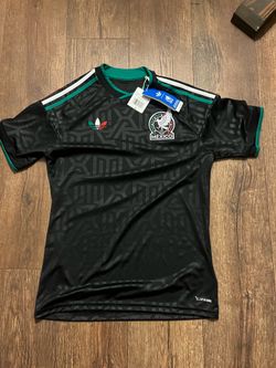 Small men’s Mexico jersey