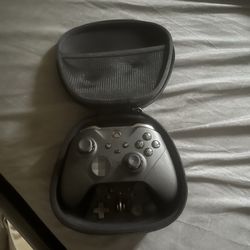 Scuffed Xbox controller