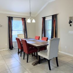 Dinning Table w/ 6 chairs 