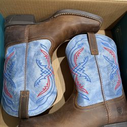 New Kids Ariat Leather Boots Size 5