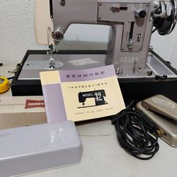 Antique Model 32 Kenmore Sewing Machine With All Attachments And Carrying Case