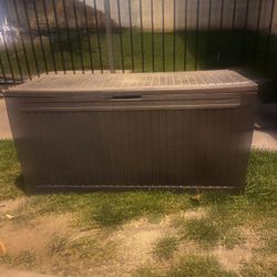 Outdoor Storage Deck Box 