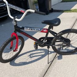 Dynacraft Magna Throttle 20 inch Kids BMX Bike for Age 7-14 Years, Black