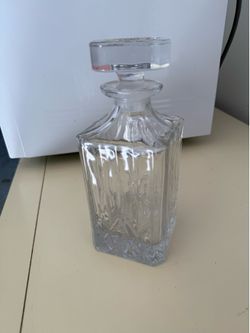 Liquor glass bottle