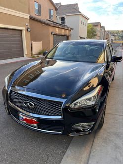 2017 Q70L - Clean