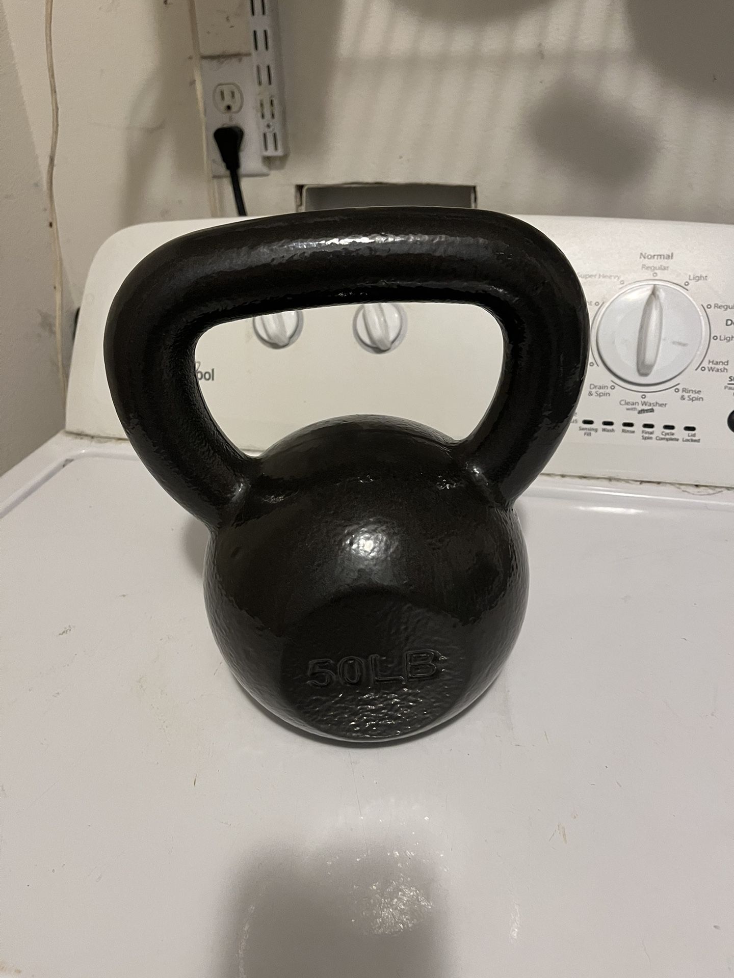 New 50lb Kettlebell