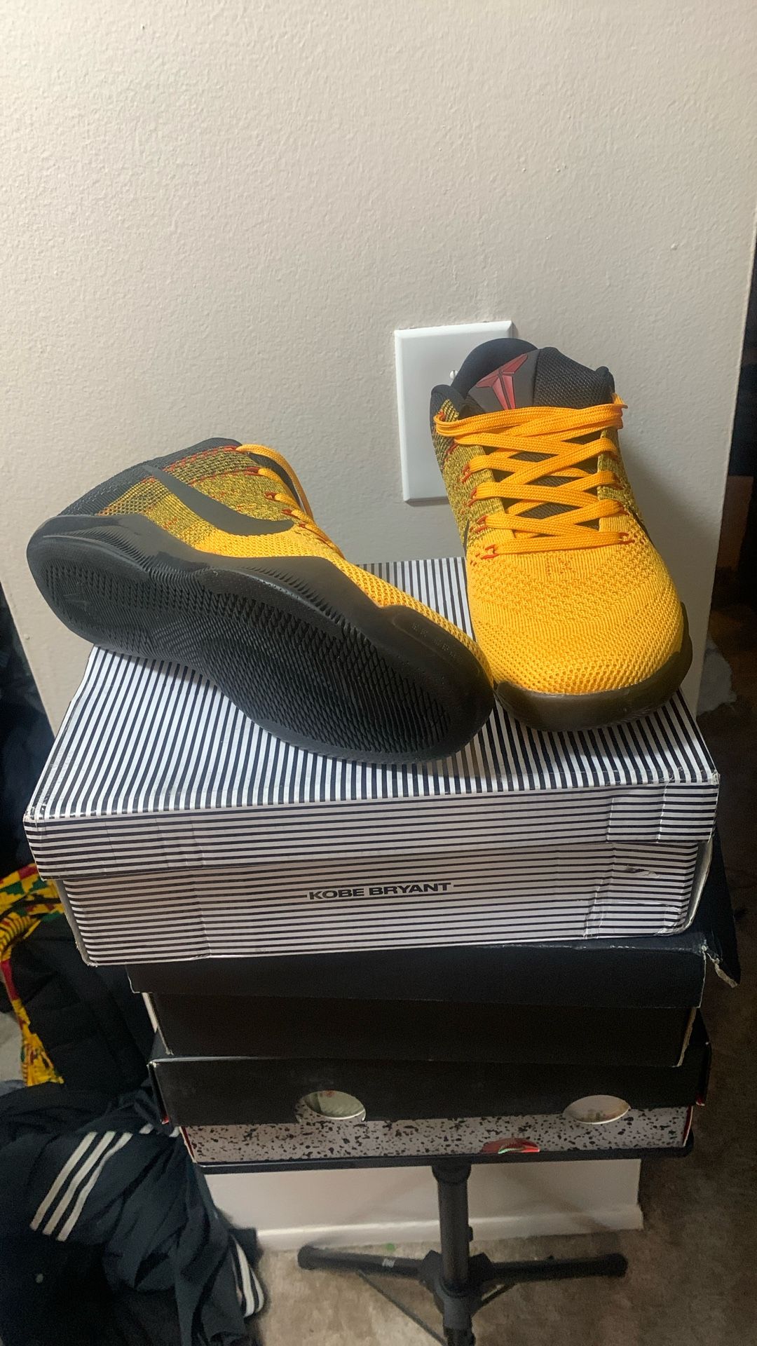 Kobe Limited Edition Bruce Lee
