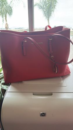 Ladies Michael Kors  Bag