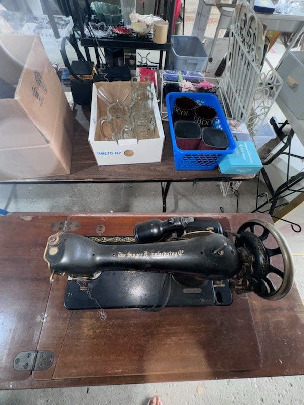 Singer Sewing Machine