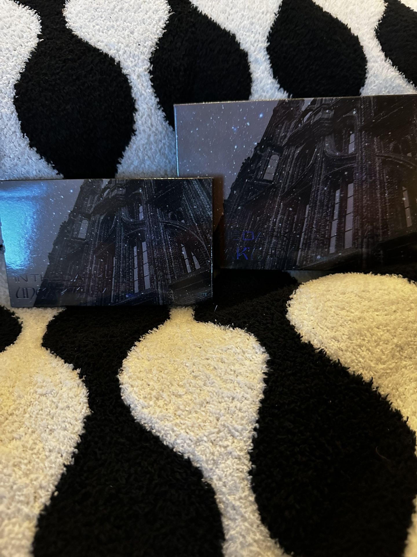 Unearthly cosmetics Indie Eyeshadow Palette